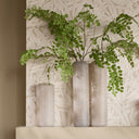 Zo style je vazen en bloempotten in elke kamer (en waarom het zoveel meer doet dan je denkt)