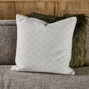 Rivièra Maison Monogram Abilly Sierkussen detail van stof en structuur