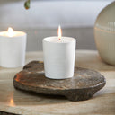 Rivièra Maison Geurkaars IBIZA - Scented Candle in wit detail van afwerking